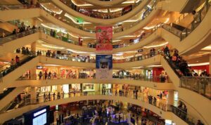hotel dekat Tunjungan Plaza