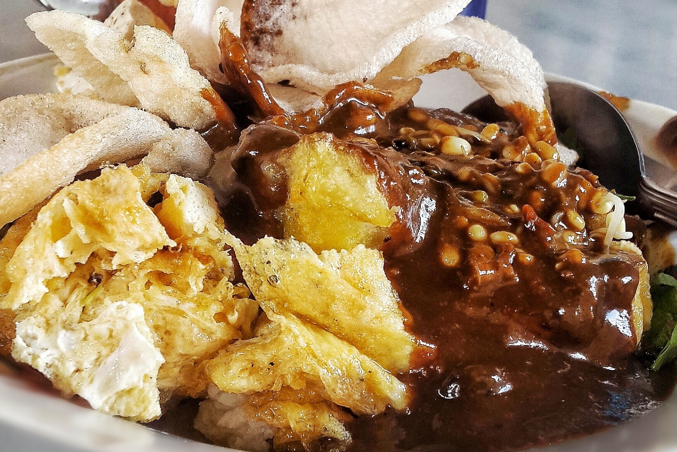 Pilihan Tempat Makan Tahu Tek di Surabaya yang Recommended
